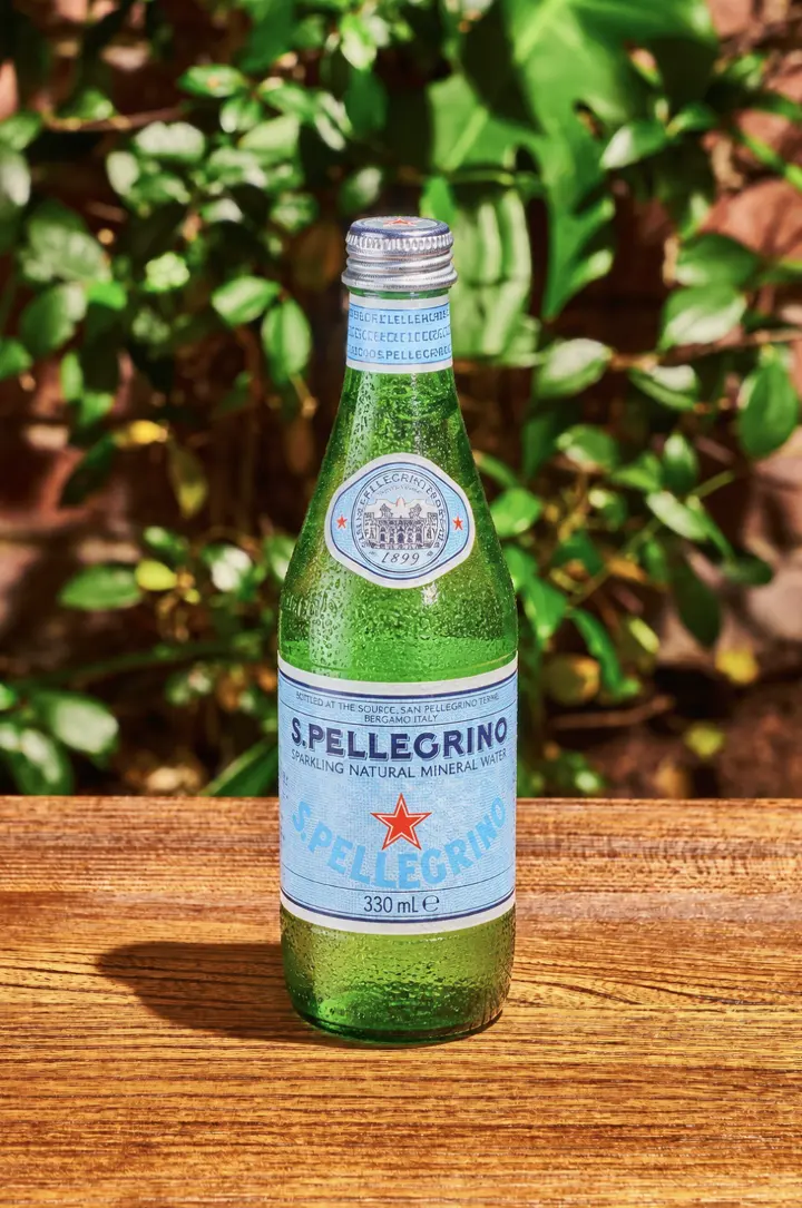 SPARKLING WATER GLASS