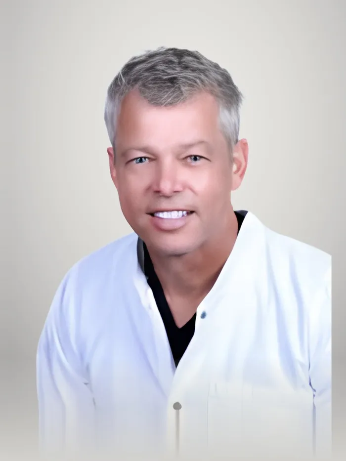 Dr. Dennis R. Hunt, DDS